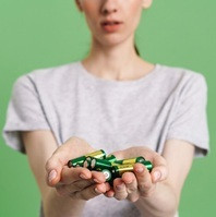 V šuplíku možná schováváte zinek, lithium i kobalt. Sedm cenných kovů, které lze získat ze starých baterií